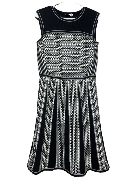 Tory Burch Dresses & Skirts - Tory Burch Black and White Sleeveless Knit Fit-and-Flare Dress